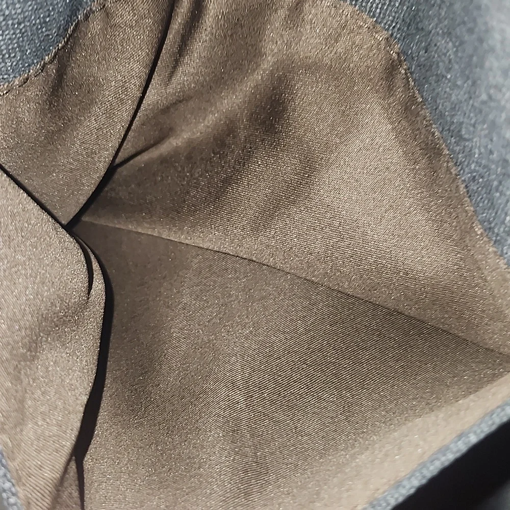 Rainsmore Messenger Bag
